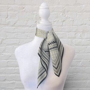 Vintage Square Patterned Geometric Silk Scarf 22.5 x 22.5